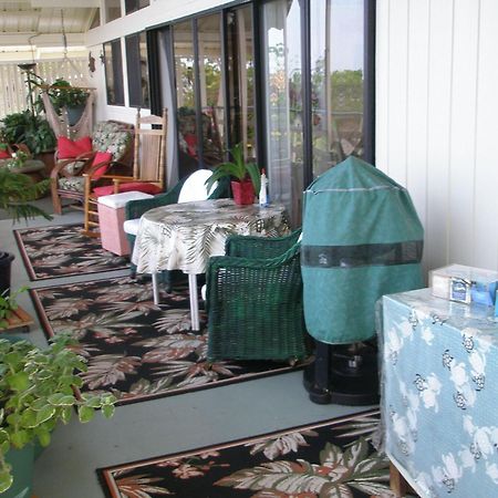 Hale-Hoola B & B Captain Cook Restoran gambar